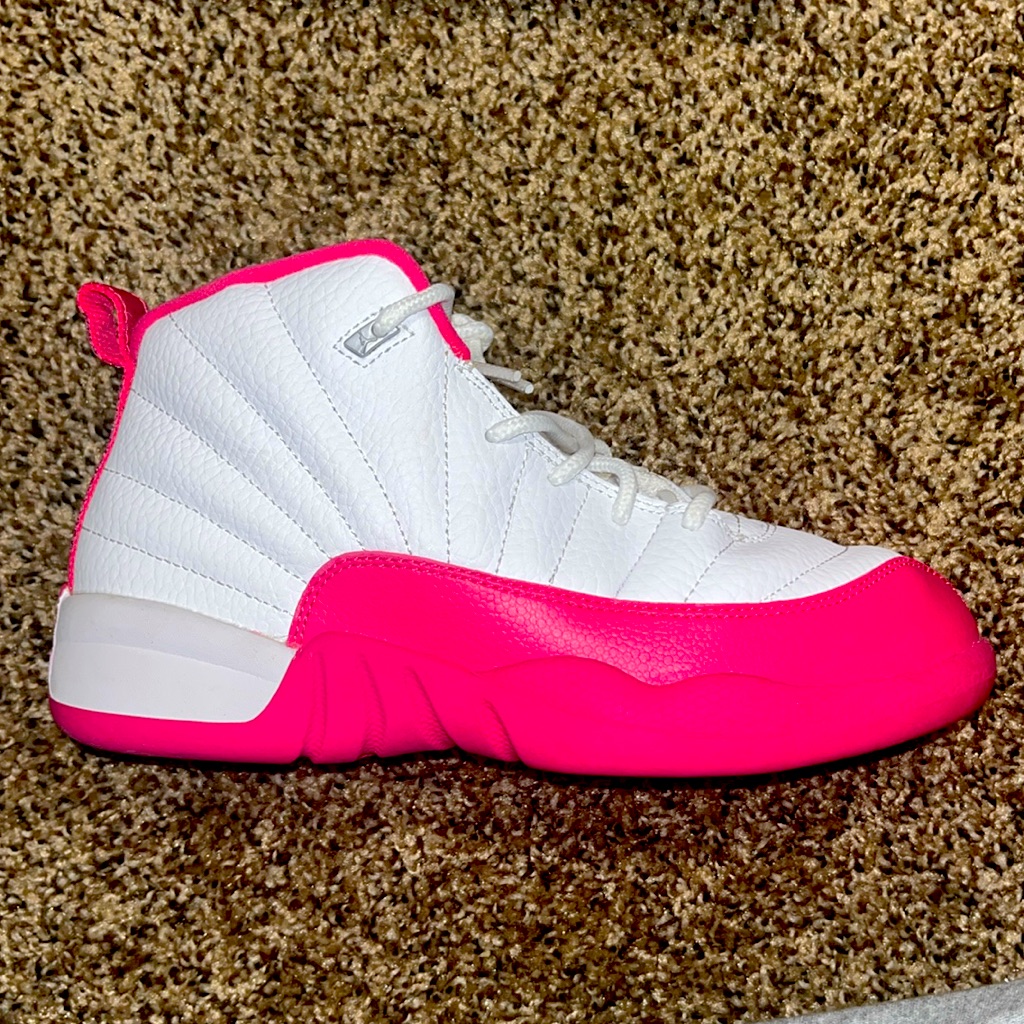 Brand New  Size 3